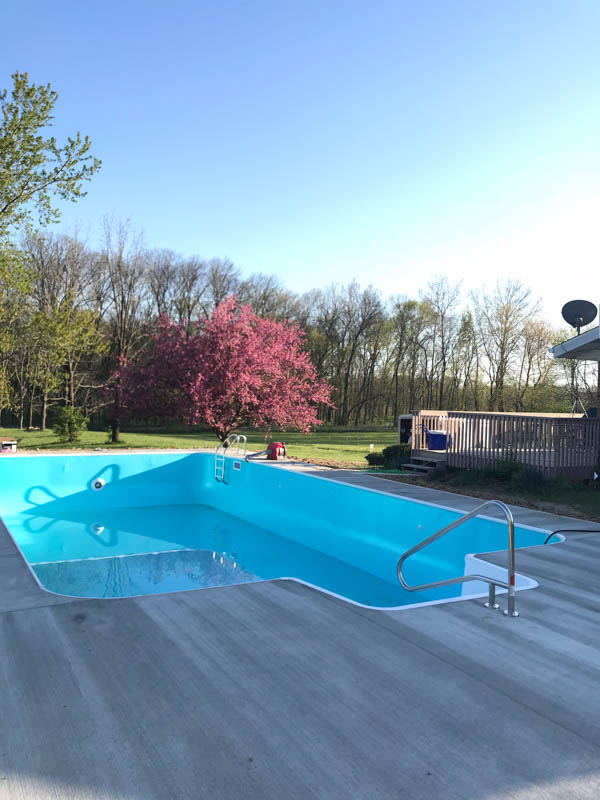 pool design and installation company edwardsville il